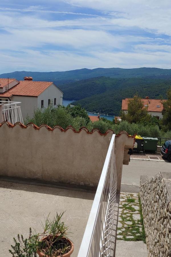 Apartments With A Parking Space Rabac, Labin - 19058 Exteriör bild